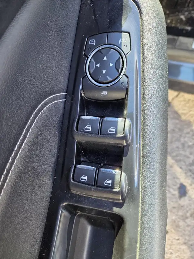 Ford Edge TITANIUM 2015 TITANIUM TOIT PANO NAV CUIR BAS KILO - Photo 17