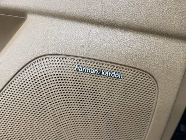 2017 Kia Sportage AWD SX Turbo w/Black - BLUETOOTH - BACKUP CAME - Photo 22