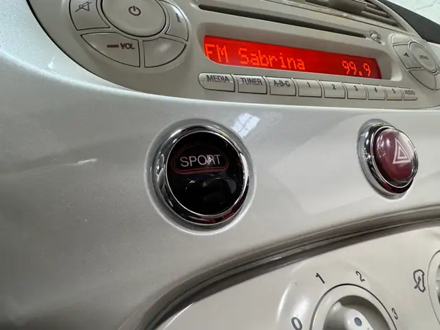 2014 Fiat 500c CONVERTIBLE - AUTOMATIC - - Photo 19