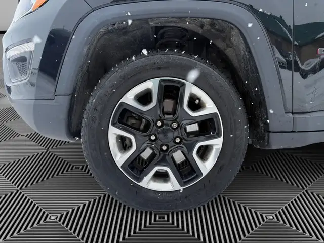 2017 Jeep Compass 4x4 | TRAILHAWK | PANO ROOF | LEATHER | POWER - Photo 15