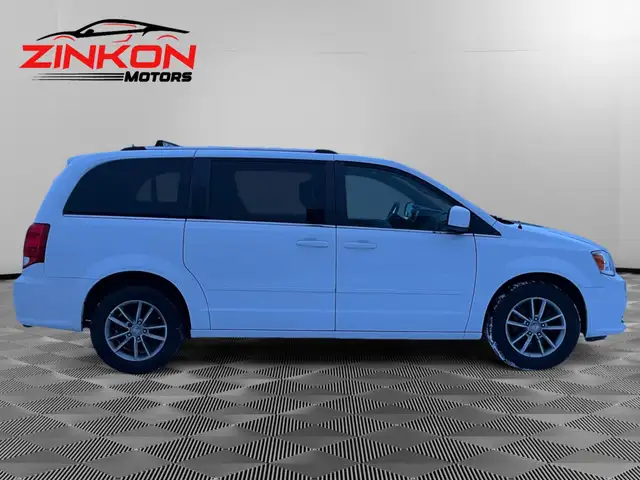 2015 Dodge Grand Caravan SXT PREMIUM PLUS | STOW N GO | NAVI | B - Photo 6