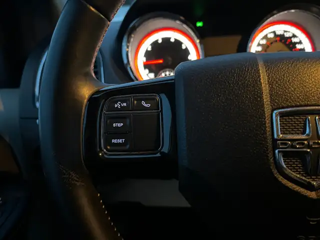 2015 Dodge Grand Caravan SXT PREMIUM PLUS | STOW N GO | NAVI | B - Photo 18