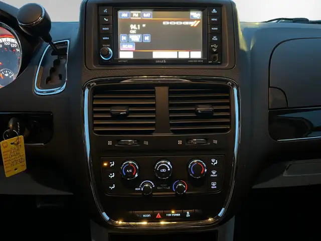 2015 Dodge Grand Caravan SXT PREMIUM PLUS | STOW N GO | NAVI | B - Photo 20
