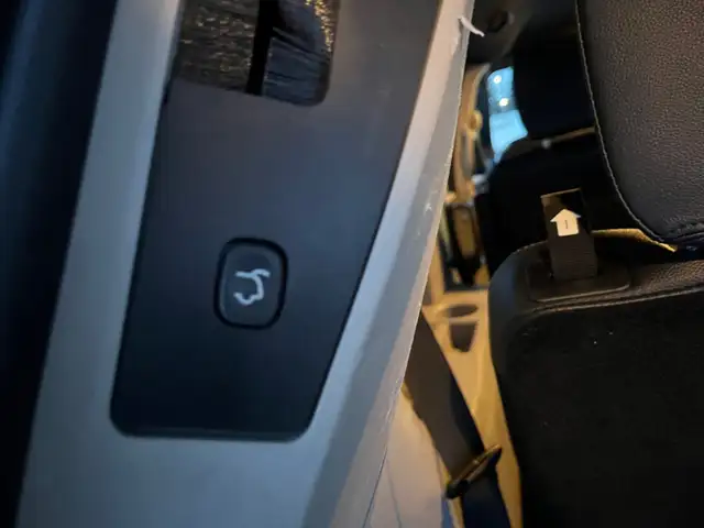 2015 Dodge Grand Caravan SXT PREMIUM PLUS | STOW N GO | NAVI | B - Photo 25