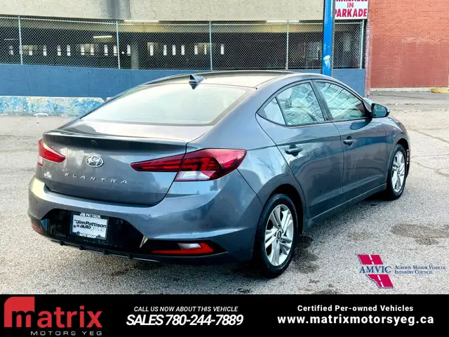 2020 Hyundai Elantra Limited - Photo 9