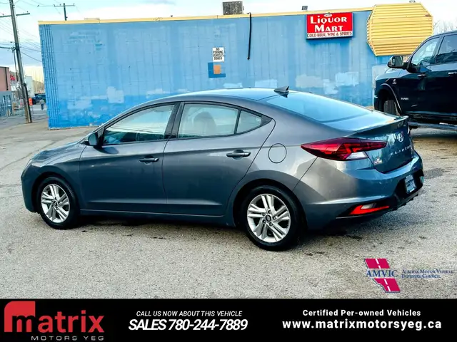 2020 Hyundai Elantra Limited - Photo 11