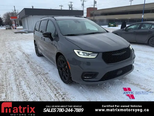 2025 Chrysler Pacifica Limited S