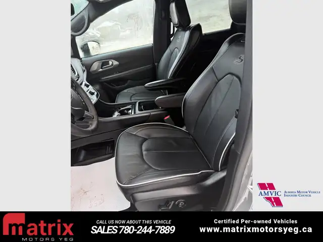 2025 Chrysler Pacifica Limited S - Photo 14