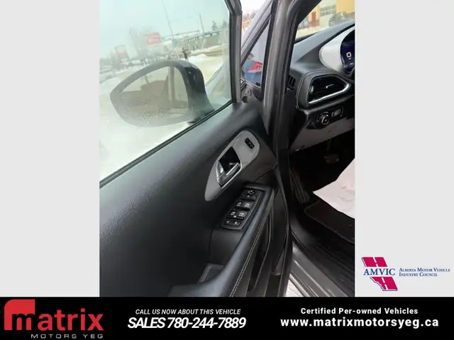 2025 Chrysler Pacifica Limited S - Photo 18