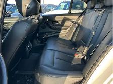 2017 BMW 3 SERIES  AWD  330I XDRIVE - Photo 10