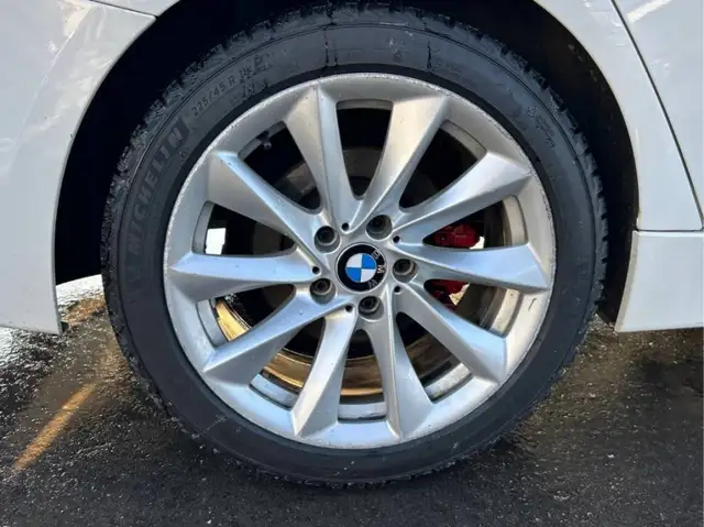 2017 BMW 3 SERIES  AWD  330I XDRIVE - Photo 13