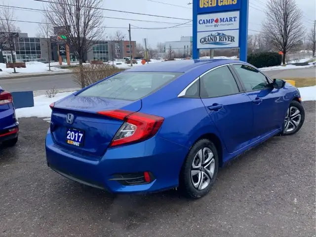 2017 HONDA CIVIC  MUST SEE LX - Photo 3