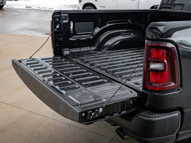 2026 Ram 1500 Rebel - Photo 9