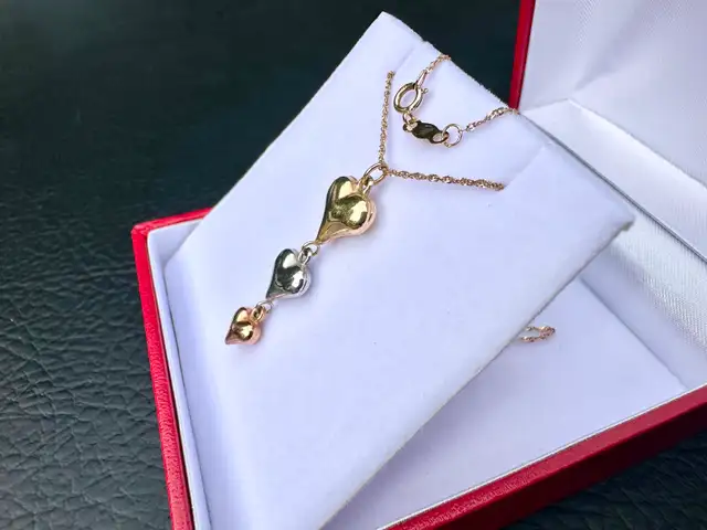 #764 - Triple Heart Linear Drop Pendant in 10K Tri-Tone Gold 18" - Photo 3