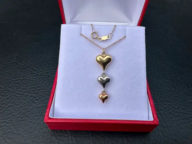#764 - Triple Heart Linear Drop Pendant in 10K Tri-Tone Gold 18" - Photo 6