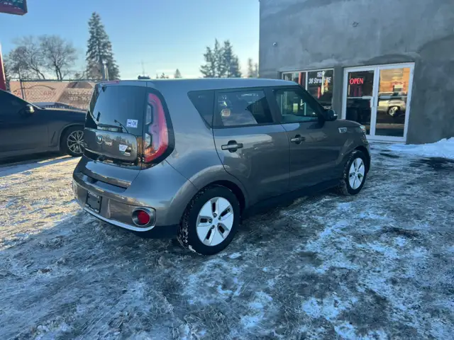 2016 Kia Soul EV Luxury - Photo 5