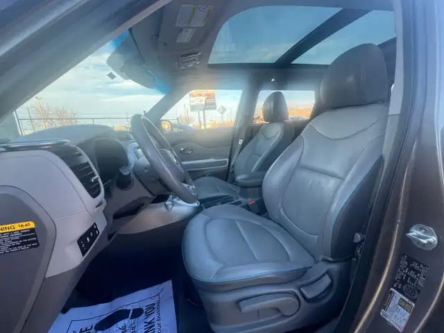 2016 Kia Soul EV Luxury - Photo 15