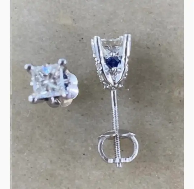 #766 - 14k White Gold, Diamond & Sapphire Vera Wang Studs - Photo 8