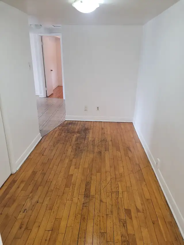 Lasalle Grand 4 ½ disponible pour maintenant ou mars. - Photo 2