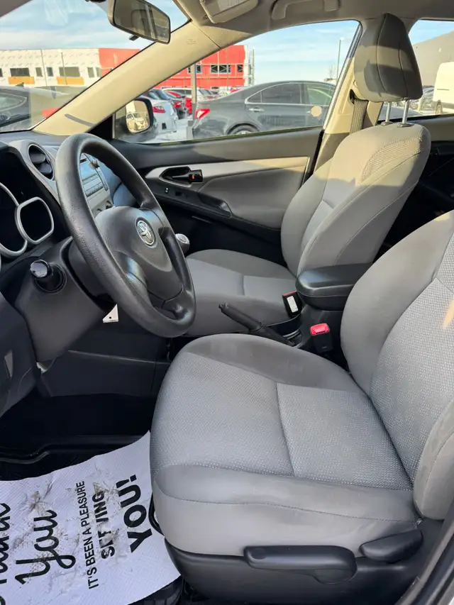 2010 Toyota Matrix : One Owner, No Reported Accidents - Photo 7