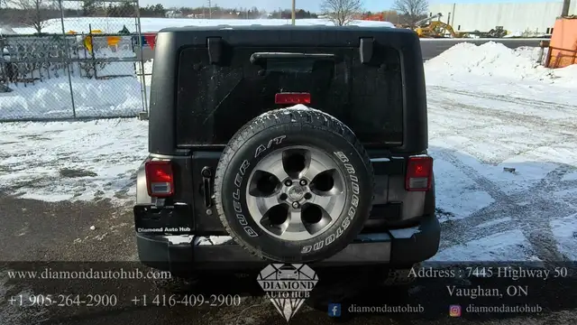 2018 Jeep Wrangler JK Unlimited Sahara 4x4 - Photo 4