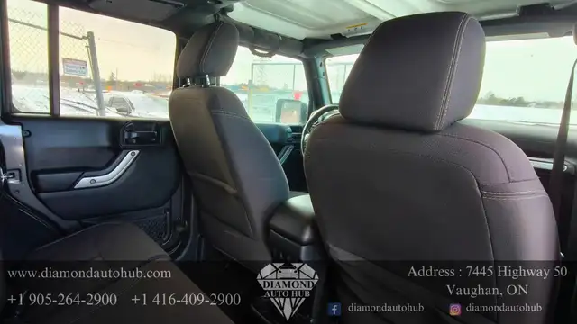 2018 Jeep Wrangler JK Unlimited Sahara 4x4 - Photo 10