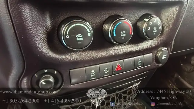 2018 Jeep Wrangler JK Unlimited Sahara 4x4 - Photo 16