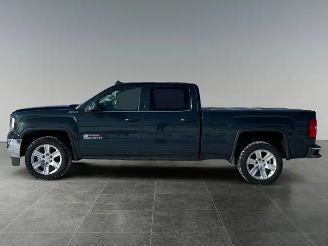 2018 GMC Sierra 1500 SLE / 4x4 - Photo 2