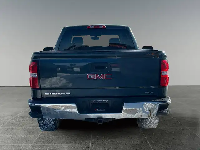 2018 GMC Sierra 1500 SLE / 4x4 - Photo 5