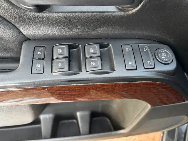 2018 GMC Sierra 1500 SLE / 4x4 - Photo 12