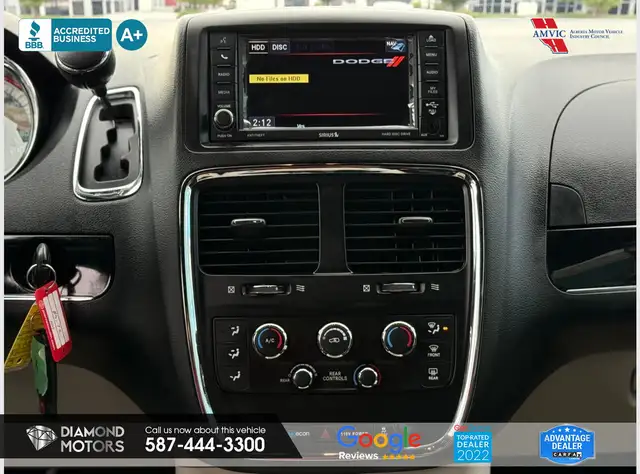 2017 Dodge Grand Caravan SXT Premium Plus - Leather - Photo 24