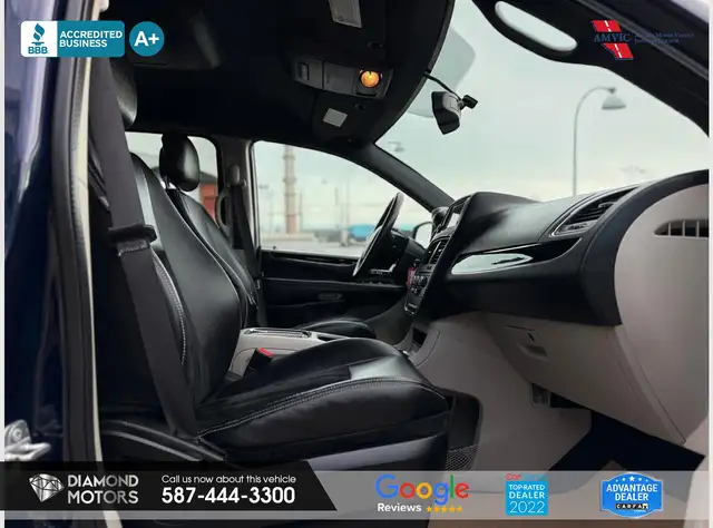 2017 Dodge Grand Caravan SXT Premium Plus - Leather - Photo 30