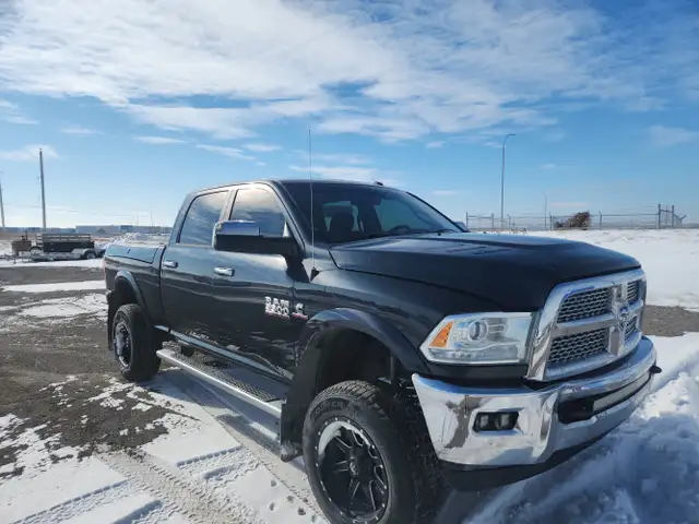 2014 Ram 3500 Heavy Duty - Photo 2