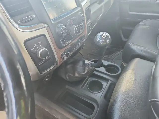 2014 Ram 3500 Heavy Duty - Photo 18