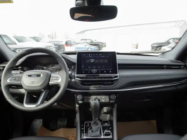 2026 Jeep Compass North - Photo 9