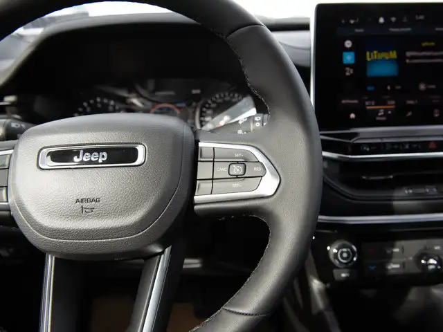 2026 Jeep Compass North - Photo 13