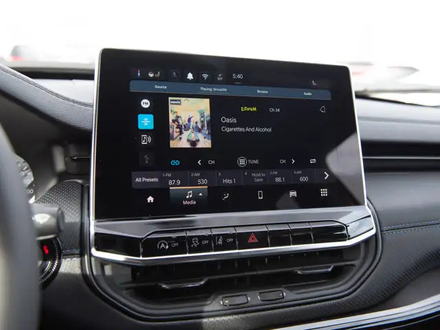 2026 Jeep Compass North - Photo 14