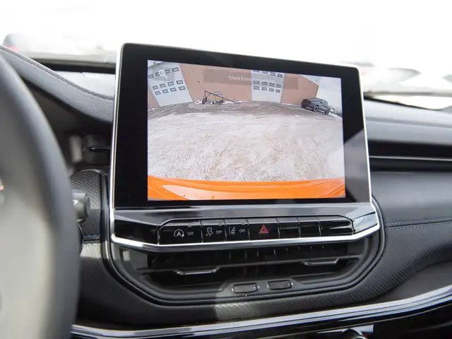 2026 Jeep Compass North - Photo 16