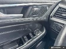 2019 Ford Edge Titanium | LEATHER SEATS | PANO-ROOF | NAVI - Photo 23