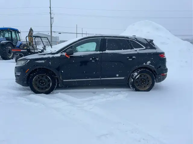 2015 Lincoln MKC - Photo 2
