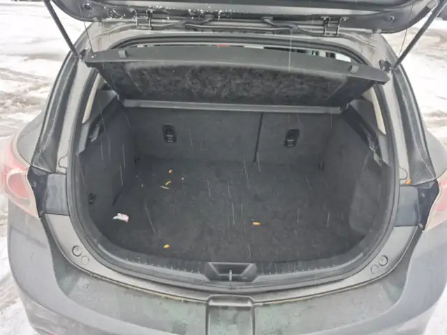 2011 Mazda MAZDA3 Sport - Photo 24