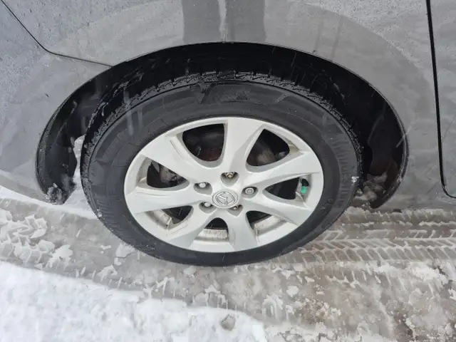 2011 Mazda MAZDA3 Sport - Photo 25