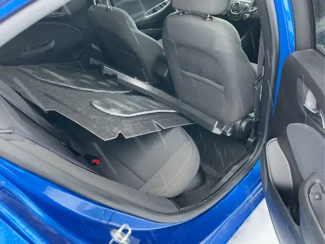 2017 Chevrolet Cruze - Photo 22