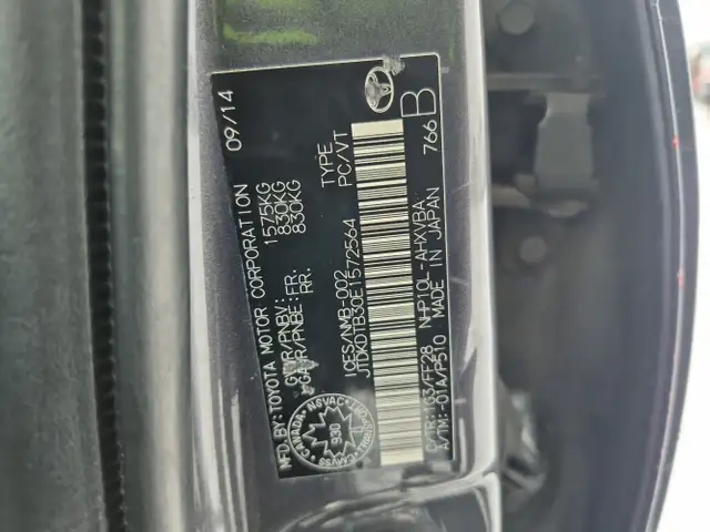 2014 Toyota Prius c - Photo 11