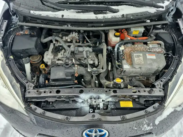 2014 Toyota Prius c - Photo 12