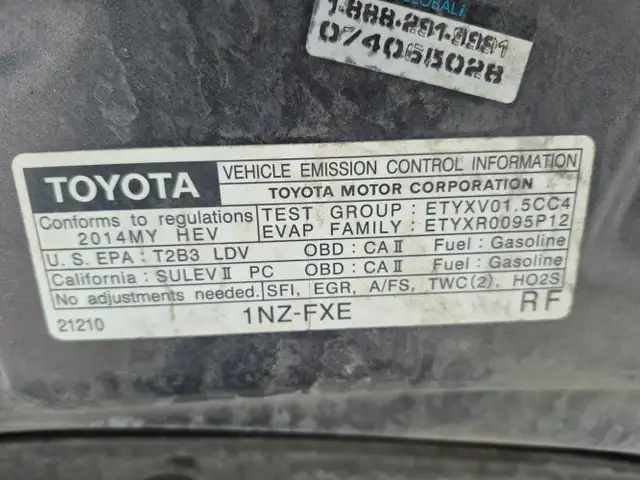 2014 Toyota Prius c - Photo 13