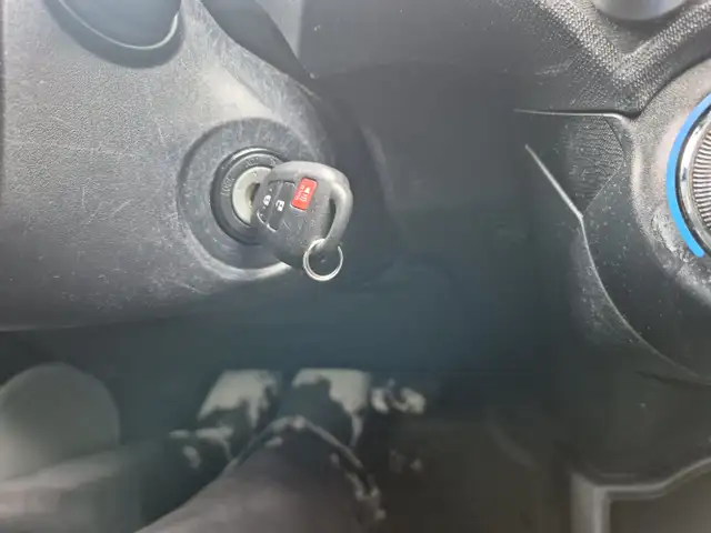 2014 Toyota Prius c - Photo 19