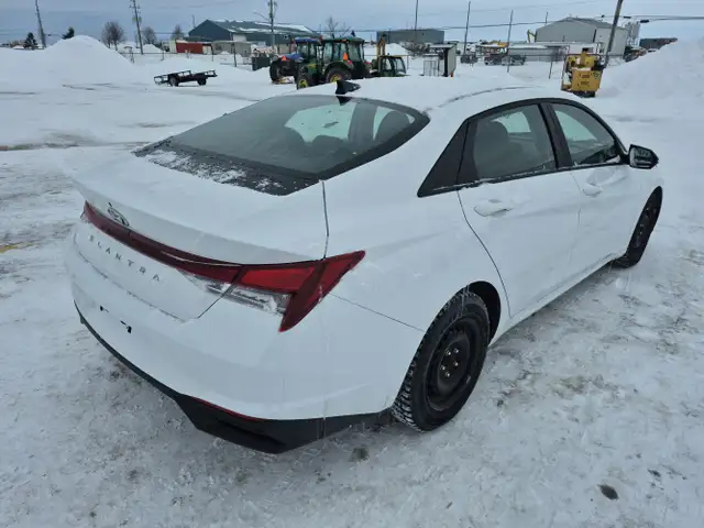 2021 Hyundai ELANTRA - Photo 5