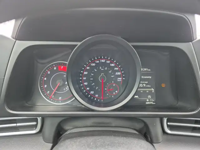 2021 Hyundai ELANTRA - Photo 13