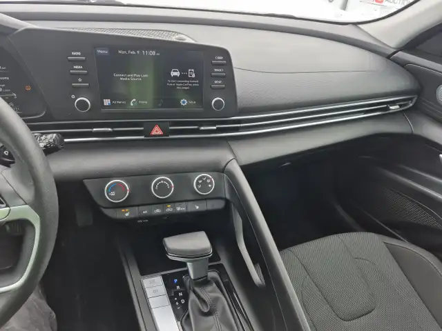 2021 Hyundai ELANTRA - Photo 15